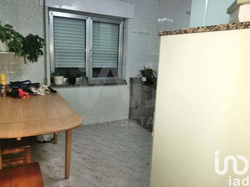 4 sypialnia Willa na sprzedaż w Miasto Leon z garażem - 132 900 € (Ref: 9988513)