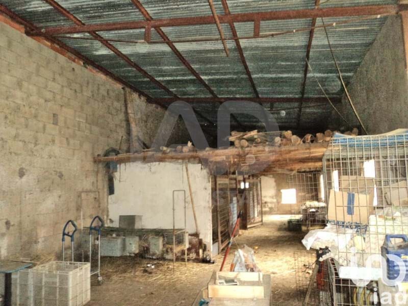 4 sypialnia Willa na sprzedaż w Miasto Leon z garażem - 132 900 € (Ref: 9988513)