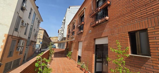 Comercial para venda em Toledo cidade - 934 000 € (Ref: 9988521)