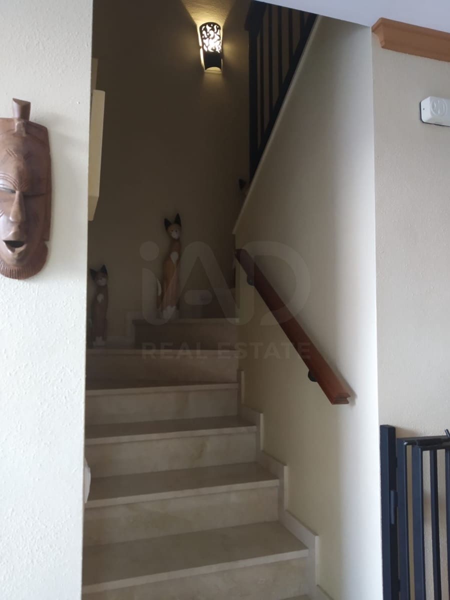 Casa de 3 habitaciones en Córdoba ciudad en venta - 140.000 € (Ref: 9988524)