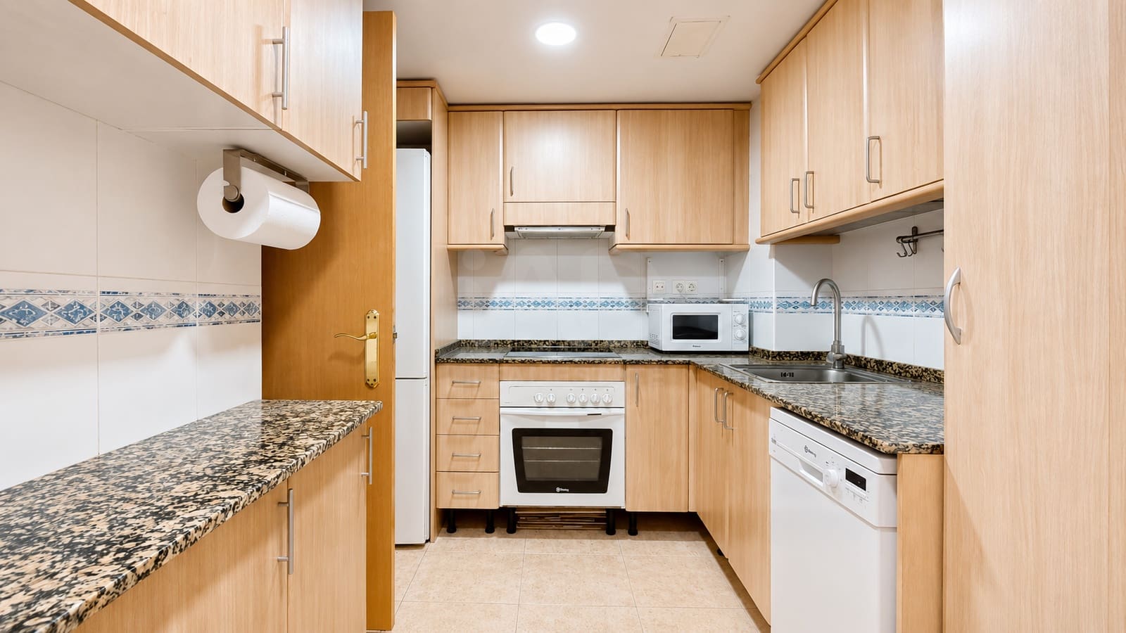 3 sovrum Lägenhet till salu i Tarragona stad med pool - 269 000 € (Ref: 9988527)