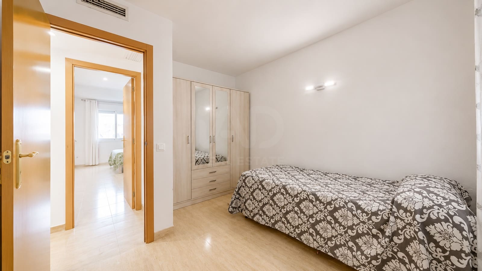 3 sovrum Lägenhet till salu i Tarragona stad med pool - 269 000 € (Ref: 9988527)