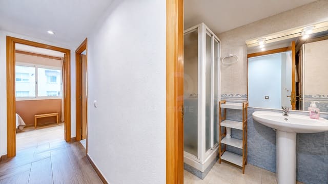 3 soveværelse Lejlighed til salg i Tarragona by med swimmingpool - € 269.000 (Ref: 9988527)