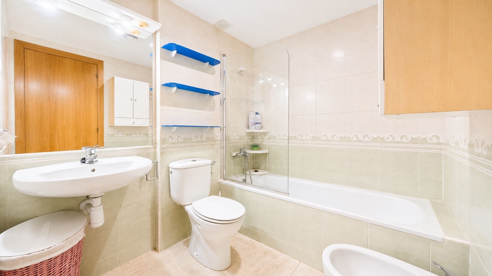 3 sovrum Lägenhet till salu i Tarragona stad med pool - 269 000 € (Ref: 9988527)