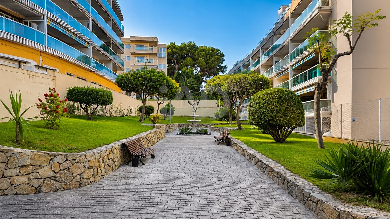 3 sovrum Lägenhet till salu i Tarragona stad med pool - 269 000 € (Ref: 9988527)