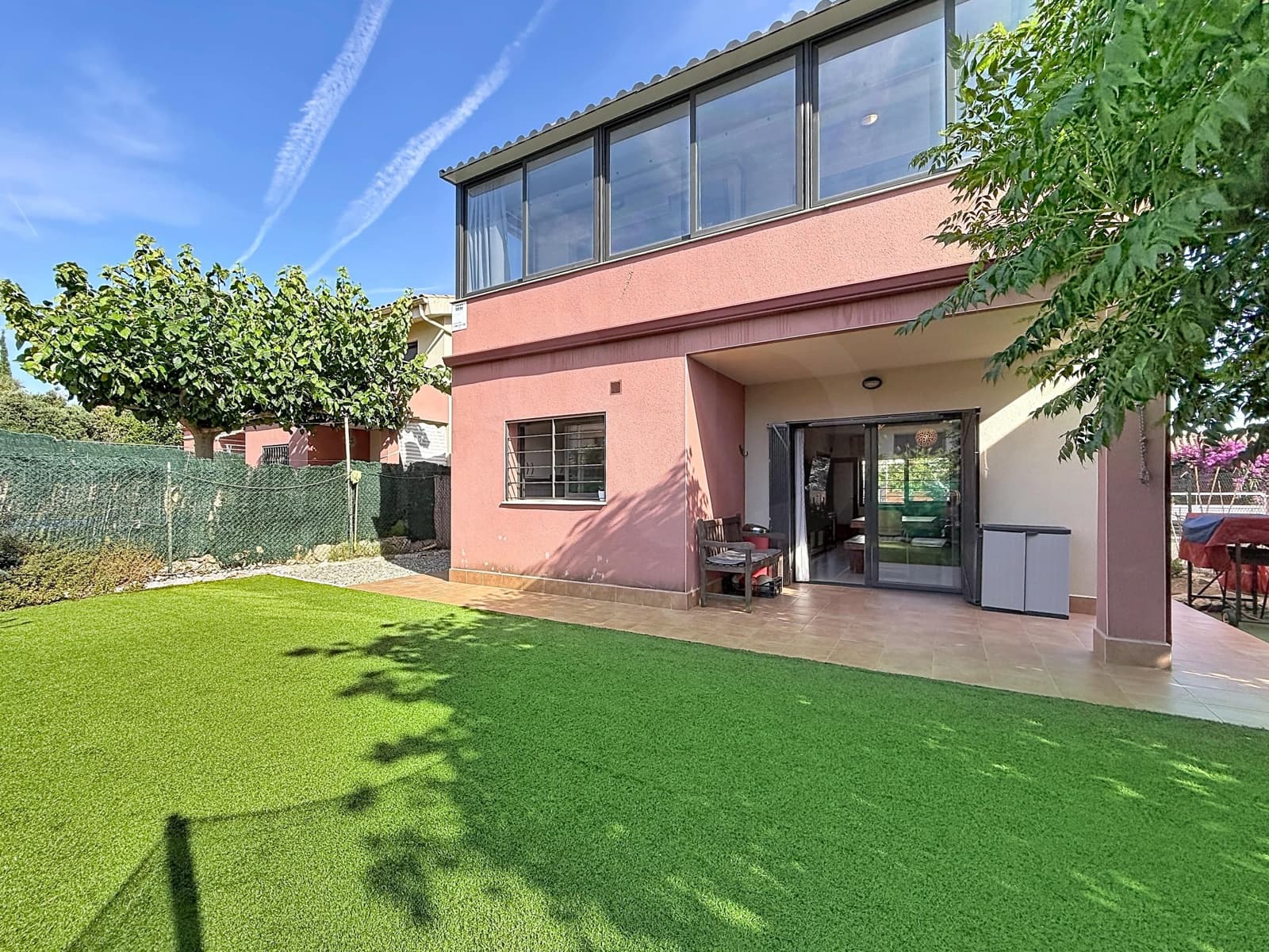 4 bedroom Townhouse for sale in Tarragona city with garage - € 435,000 (Ref: 9988529)