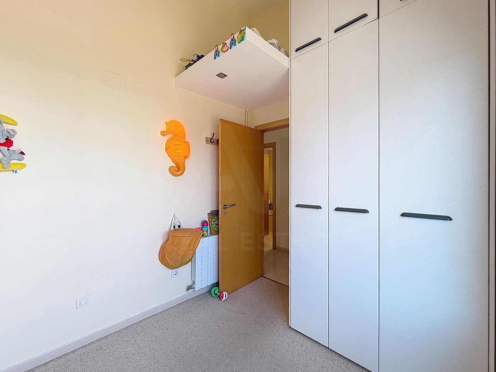 4 bedroom Townhouse for sale in Tarragona city with garage - € 435,000 (Ref: 9988529)