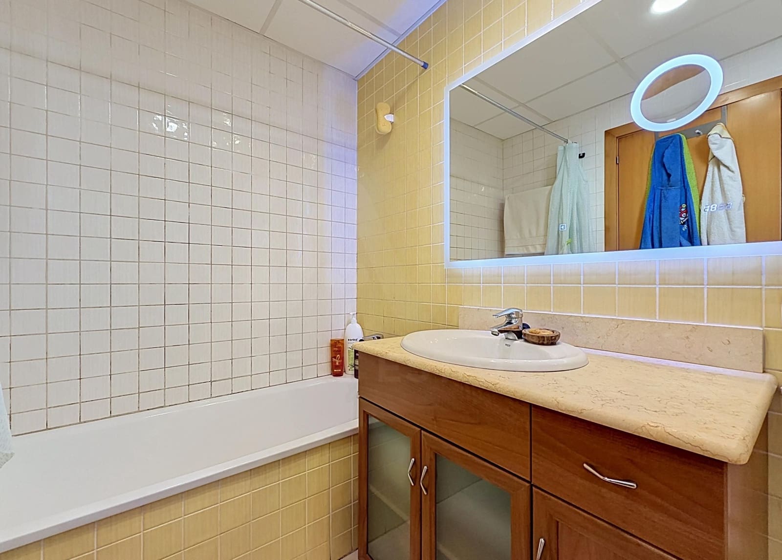 4 bedroom Townhouse for sale in Tarragona city with garage - € 435,000 (Ref: 9988529)
