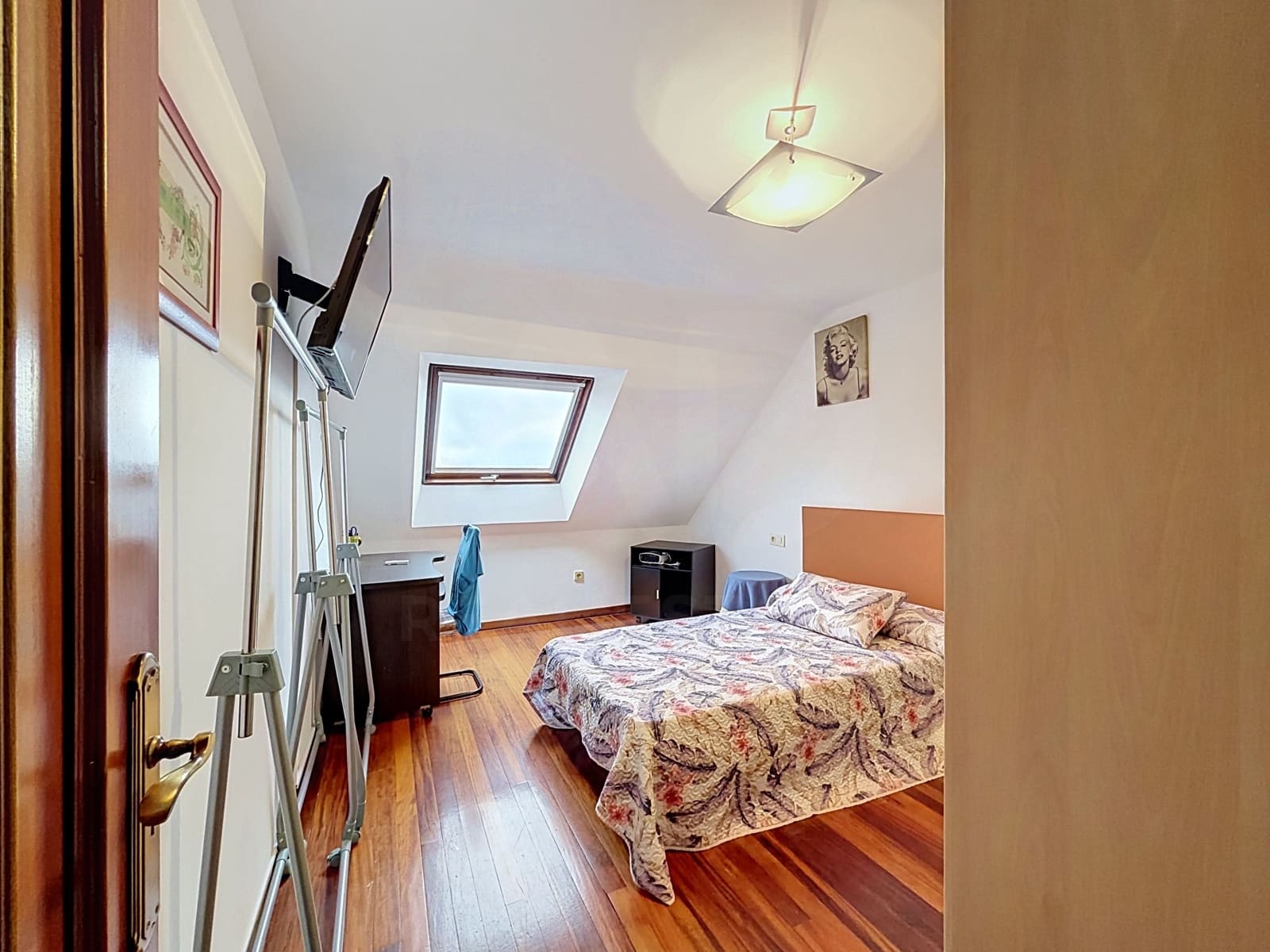 Apartamento de 3 habitaciones en Pontevedra ciudad en venta - 215.000 € (Ref: 9988533)