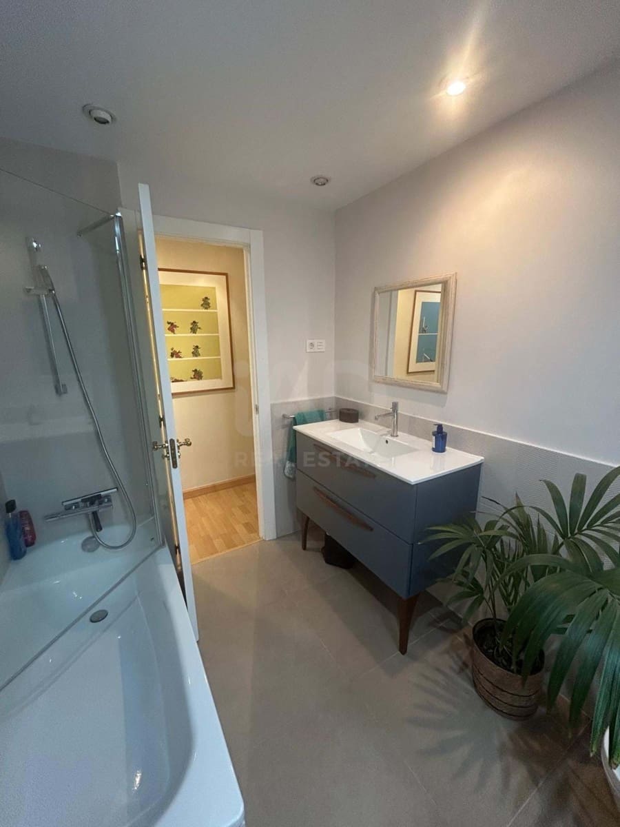 3 slaapkamer Appartement te koop in Leon stad - € 215.000 (Ref: 9988536)