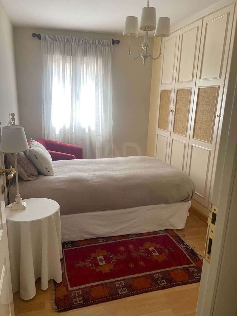 3 slaapkamer Appartement te koop in Leon stad - € 215.000 (Ref: 9988536)