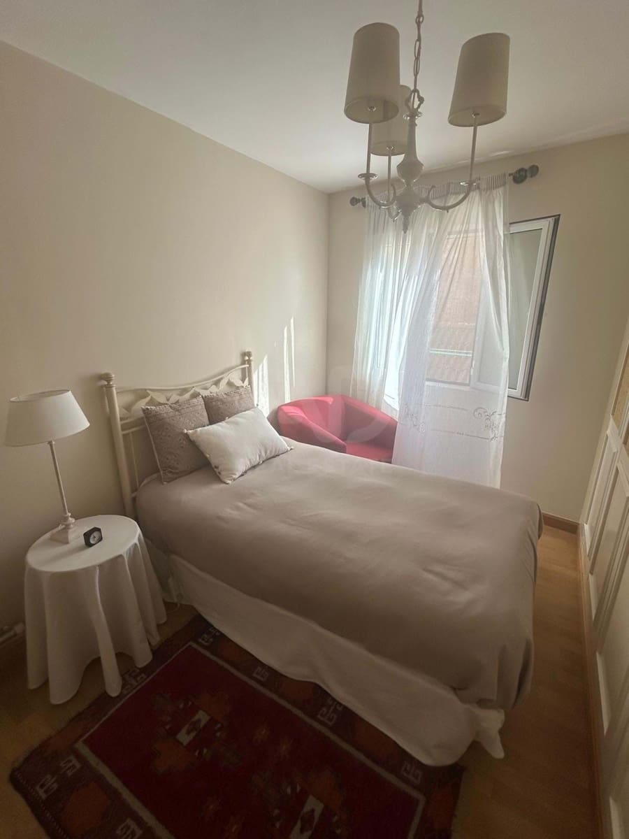 3 slaapkamer Appartement te koop in Leon stad - € 215.000 (Ref: 9988536)