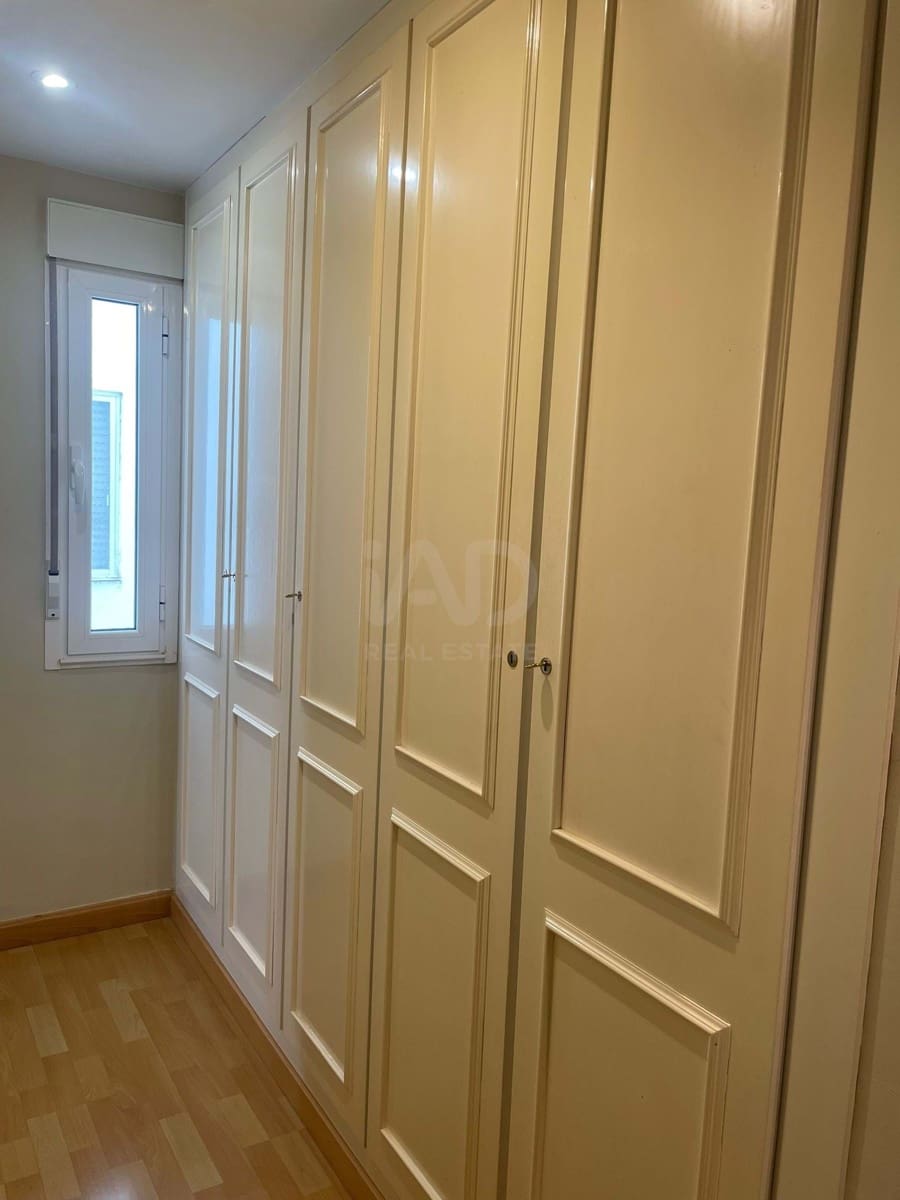 3 slaapkamer Appartement te koop in Leon stad - € 215.000 (Ref: 9988536)