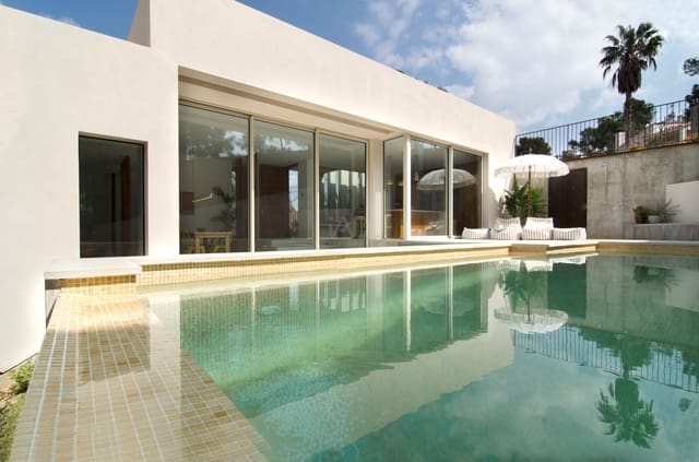 5 soveværelse Byhus til salg i Sant Pere de Ribes med swimmingpool garage - € 1.295.000 (Ref: 9988538)