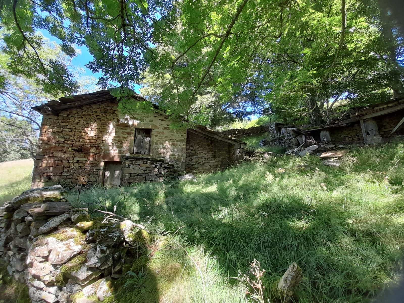 Hus til salgs i Burgos by - € 65 000 (Ref: 9988539)