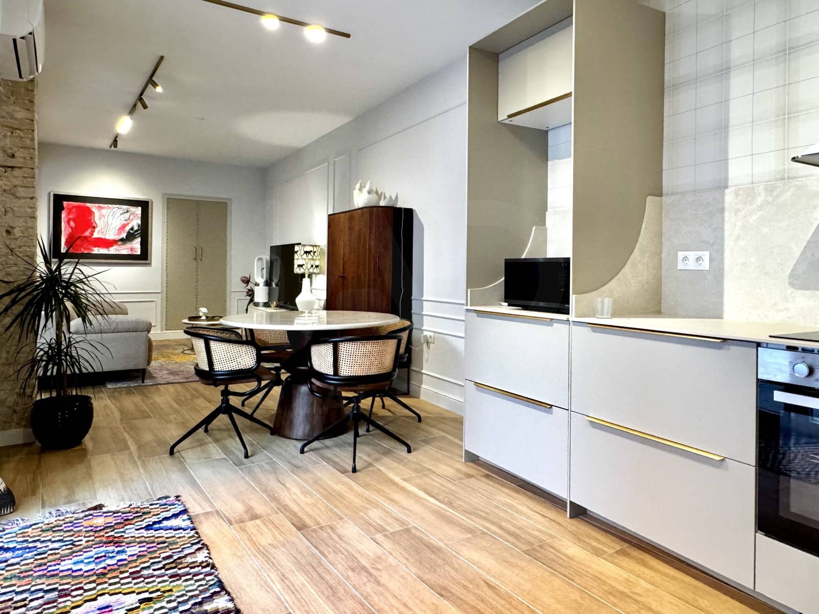 3 slaapkamer Appartement te koop in Valencia stad - € 190.000 (Ref: 9988541)