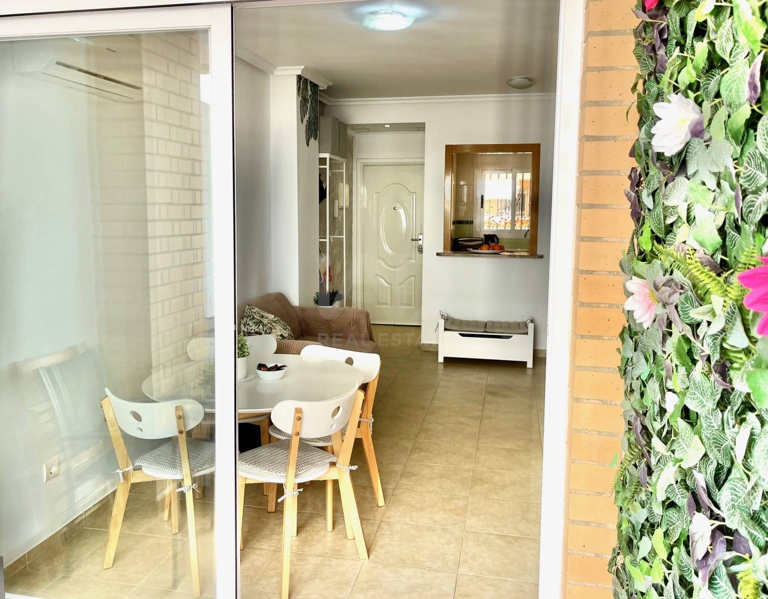 2 soveværelse Lejlighed til salg i Oropesa  med swimmingpool - € 153.000 (Ref: 9988546)