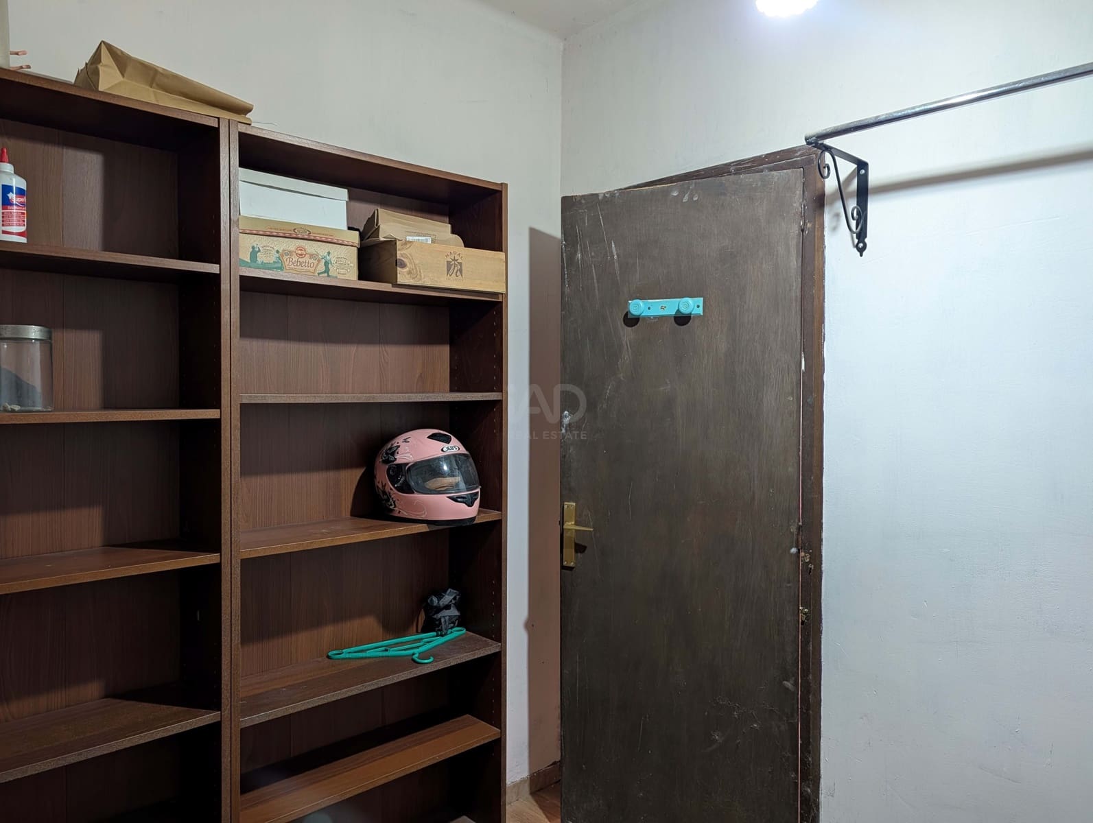 Casa de 3 habitaciones en Barcelona ciudad en venta con piscina garaje - 239.000 € (Ref: 9988547)