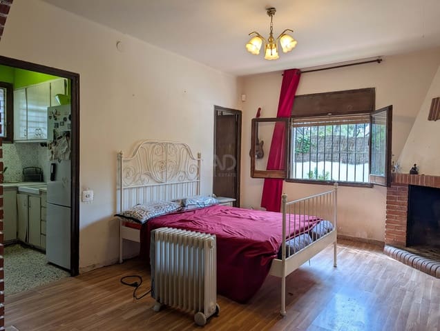 3 soverom Hus til salgs i Vilanova i la Geltrú med svømmebasseng garasje - € 239 000 (Ref: 9988547)