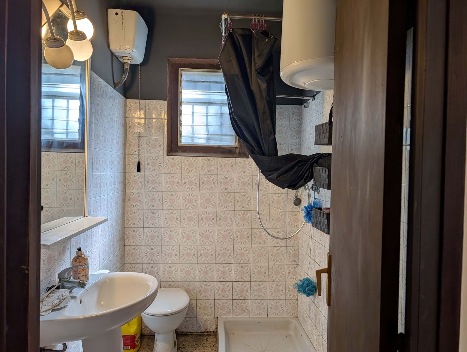 Casa de 3 habitaciones en Barcelona ciudad en venta con piscina garaje - 239.000 € (Ref: 9988547)