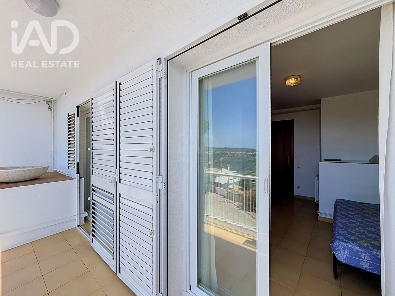 4 soverom Hus til salgs i Barcelona by med garasje - € 499 000 (Ref: 9988548)