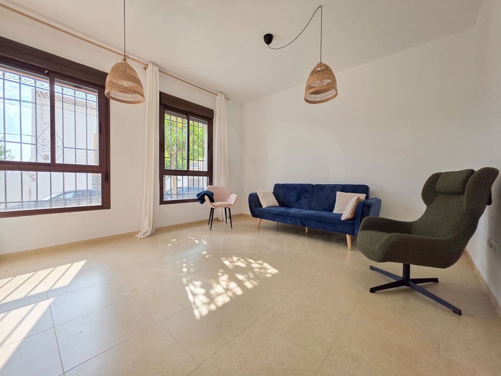 4 soverom Rekkehus til salgs i Cordoba by med garasje - € 160 000 (Ref: 9988549)