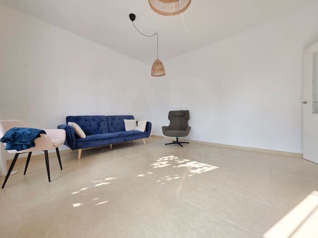 4 soverom Rekkehus til salgs i Córdoba by med garasje - € 160 000 (Ref: 9988549)