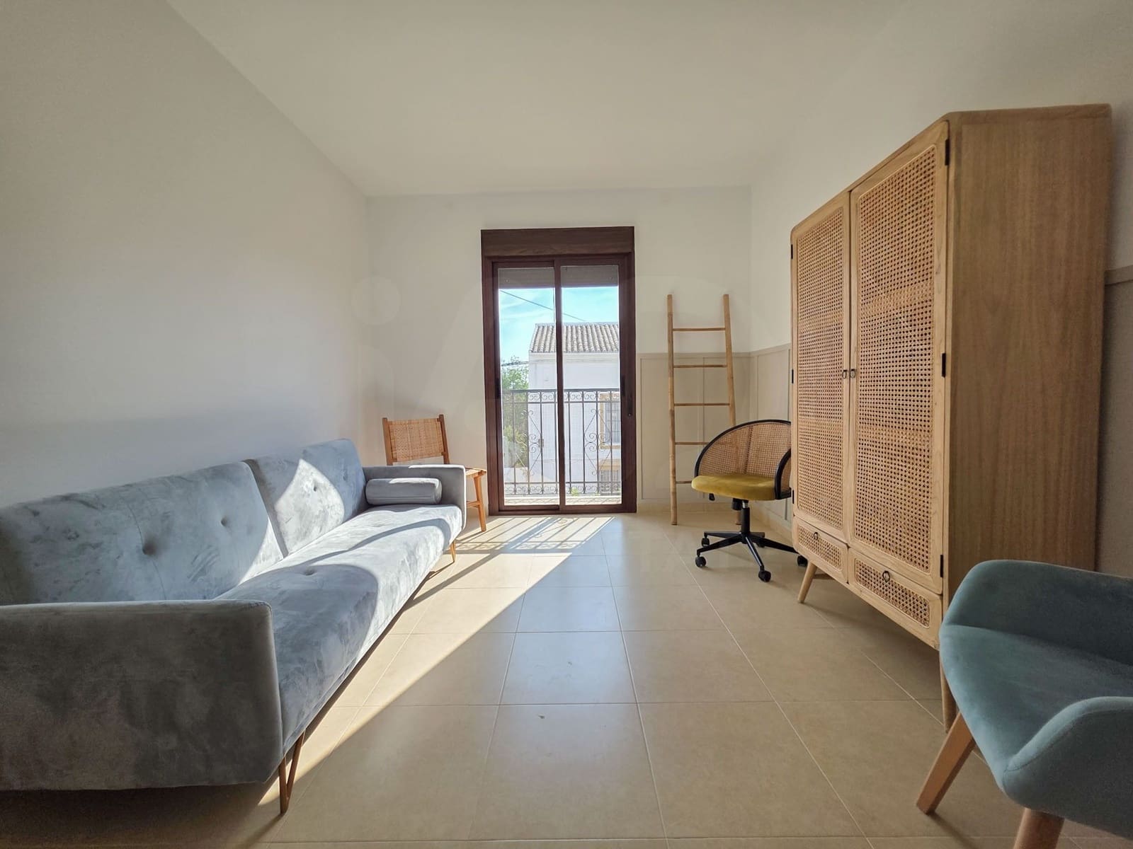 4 soverom Rekkehus til salgs i Cordoba by med garasje - € 160 000 (Ref: 9988549)