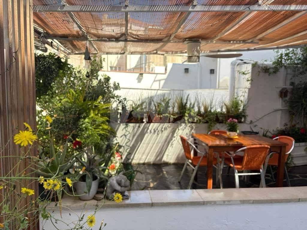 Apartamento de 2 habitaciones en Sitges en venta - 725.000 € (Ref: 9988550)