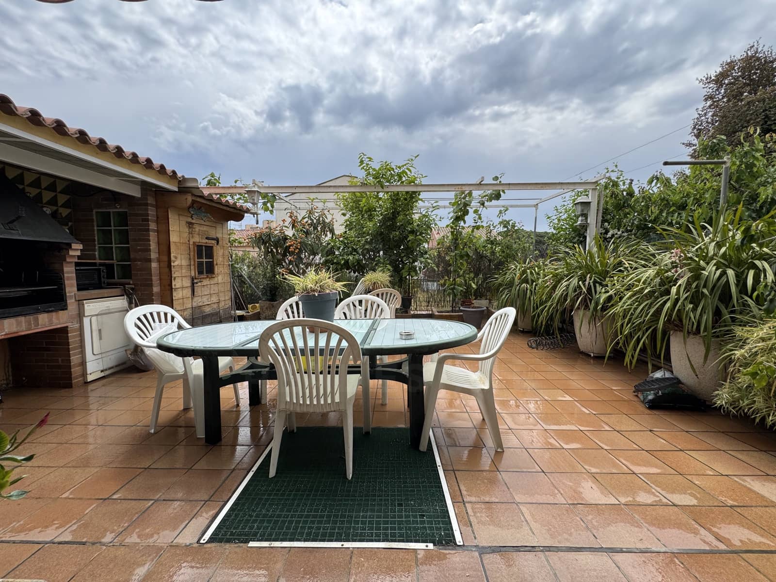 3 soverom Hus til salgs i Barcelona by med garasje - € 695 000 (Ref: 9988551)