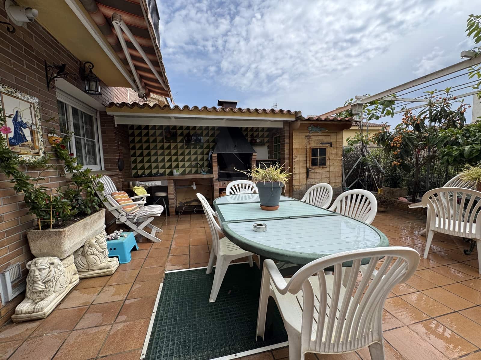 3 soverom Hus til salgs i Barcelona by med garasje - € 695 000 (Ref: 9988551)