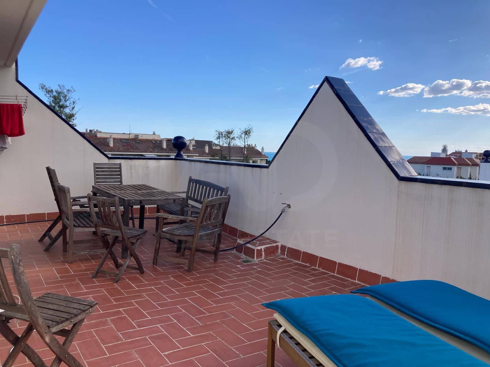 4 bedroom Terraced Villa for sale in Sitges with pool garage - € 790,000 (Ref: 9988552)