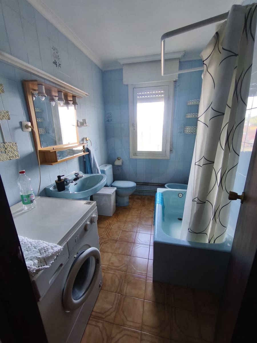 3 sypialnia Apartament na sprzedaż w Miasto Leon - 65 000 € (Ref: 9988553)
