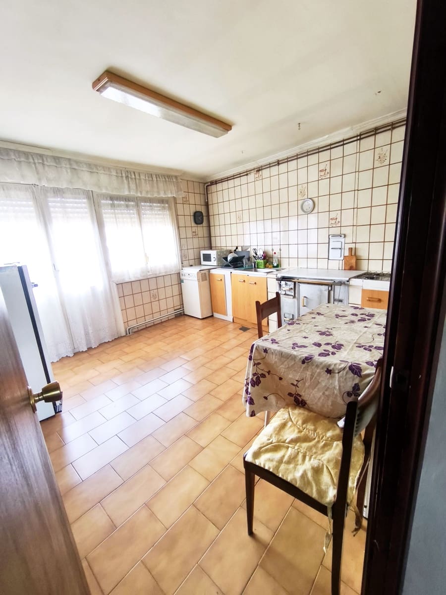 3 sypialnia Apartament na sprzedaż w Miasto Leon - 65 000 € (Ref: 9988553)