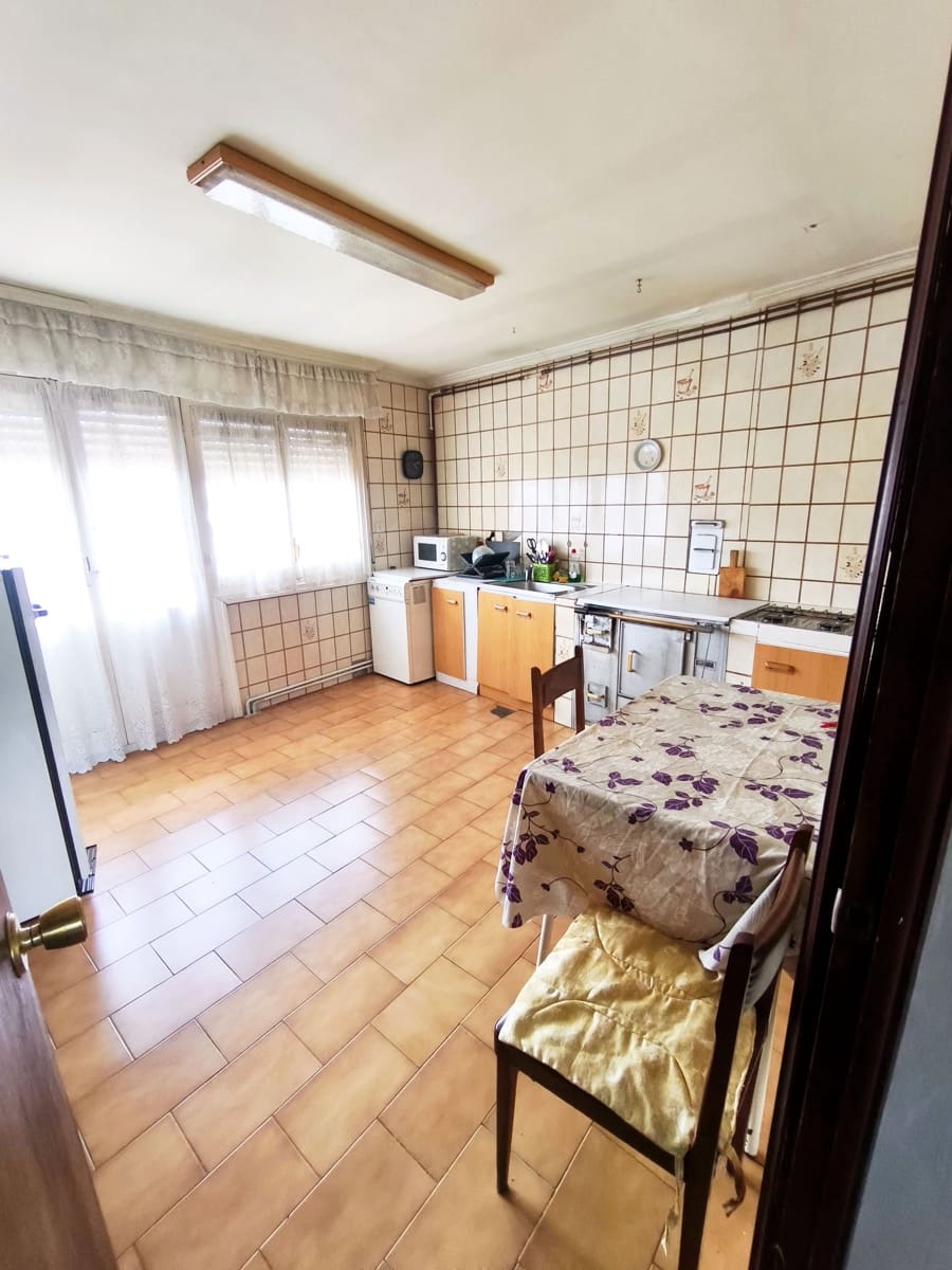 3 sypialnia Apartament na sprzedaż w Miasto Leon - 65 000 € (Ref: 9988553)