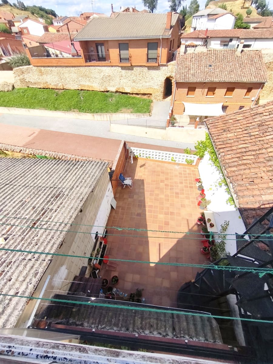 3 sypialnia Apartament na sprzedaż w Miasto Leon - 65 000 € (Ref: 9988553)
