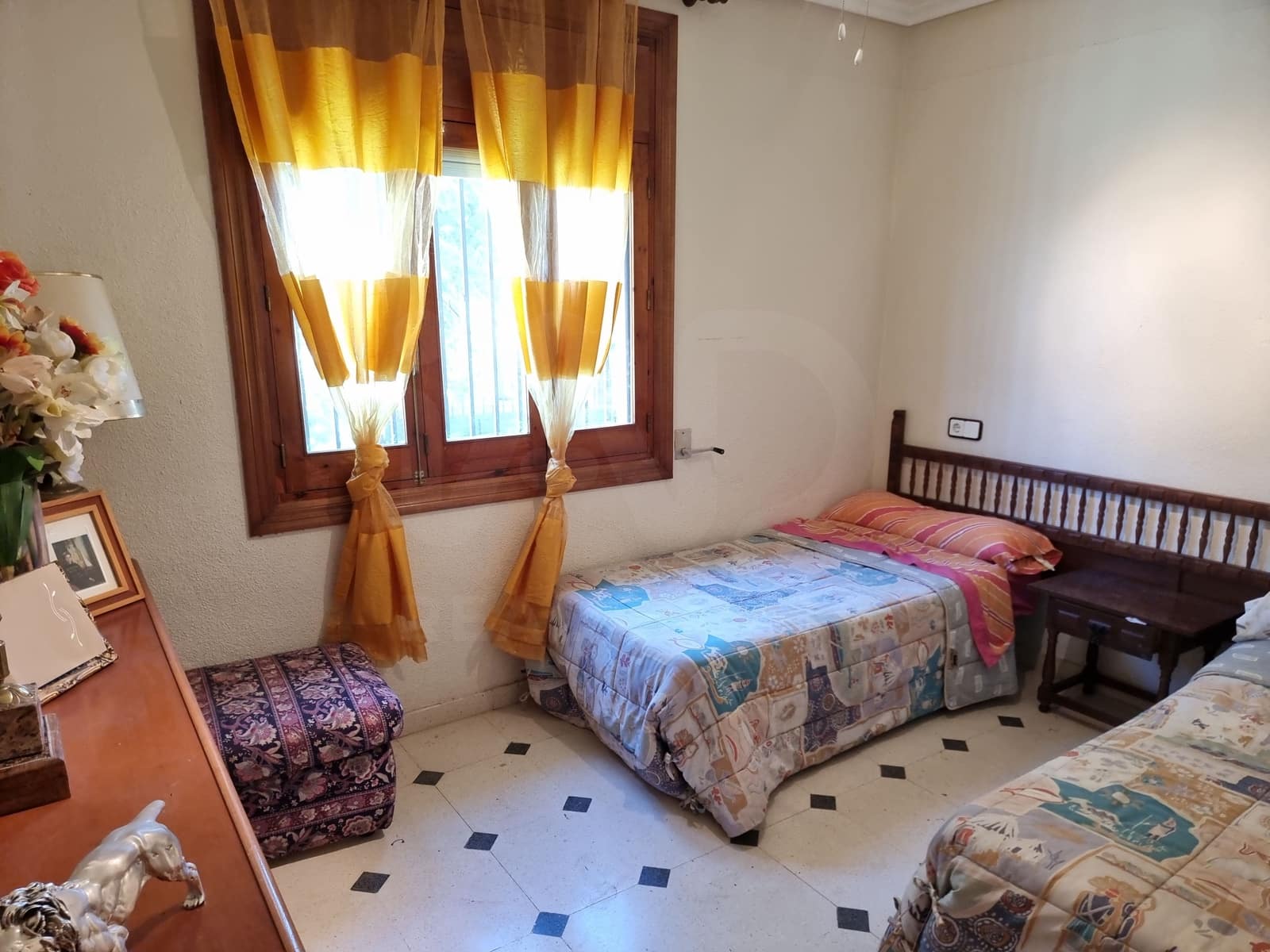 Chalet de 4 habitaciones en Sax en venta con piscina - 450.000 € (Ref: 9988554)