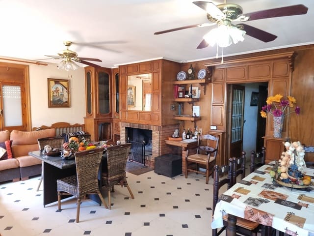 Chalet de 4 habitaciones en Sax en venta con piscina - 450.000 € (Ref: 9988554)