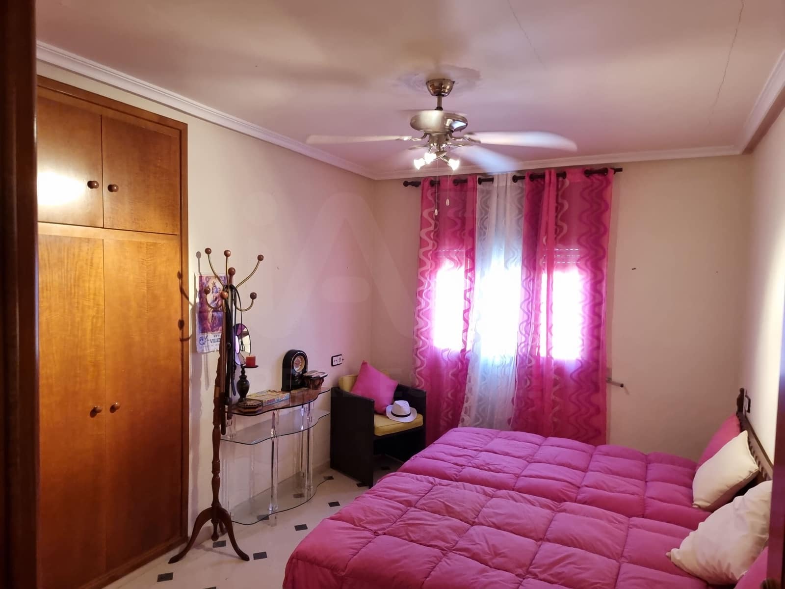 Chalet de 4 habitaciones en Sax en venta con piscina - 450.000 € (Ref: 9988554)