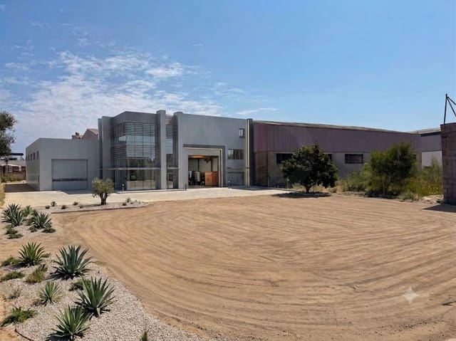 Ubebygd land til salgs i Valencia by - € 130 000 (Ref: 9988558)
