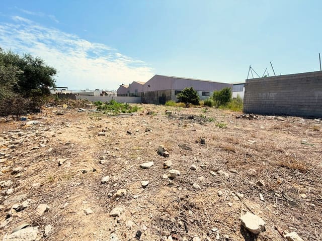 Ubebygd land til salgs i Valencia by - € 130 000 (Ref: 9988558)