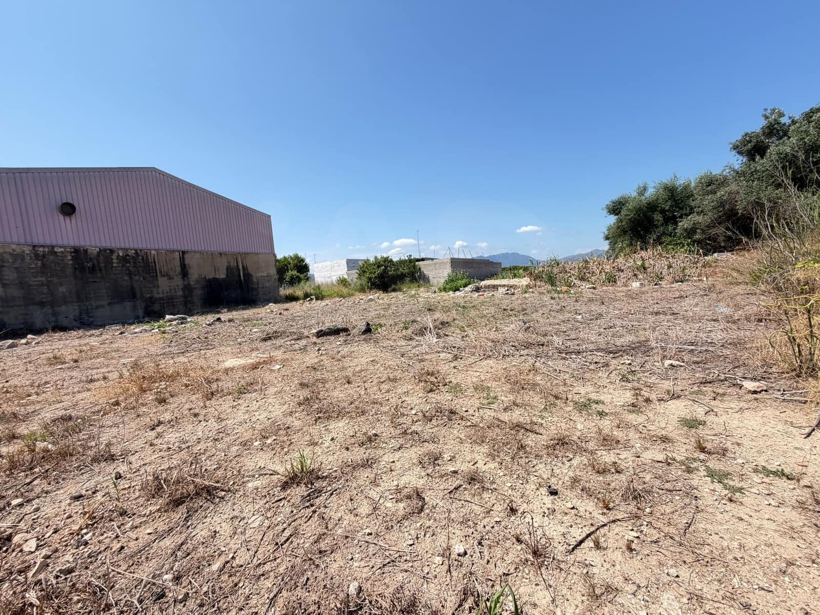 Ubebygd land til salgs i Valencia by - € 130 000 (Ref: 9988558)