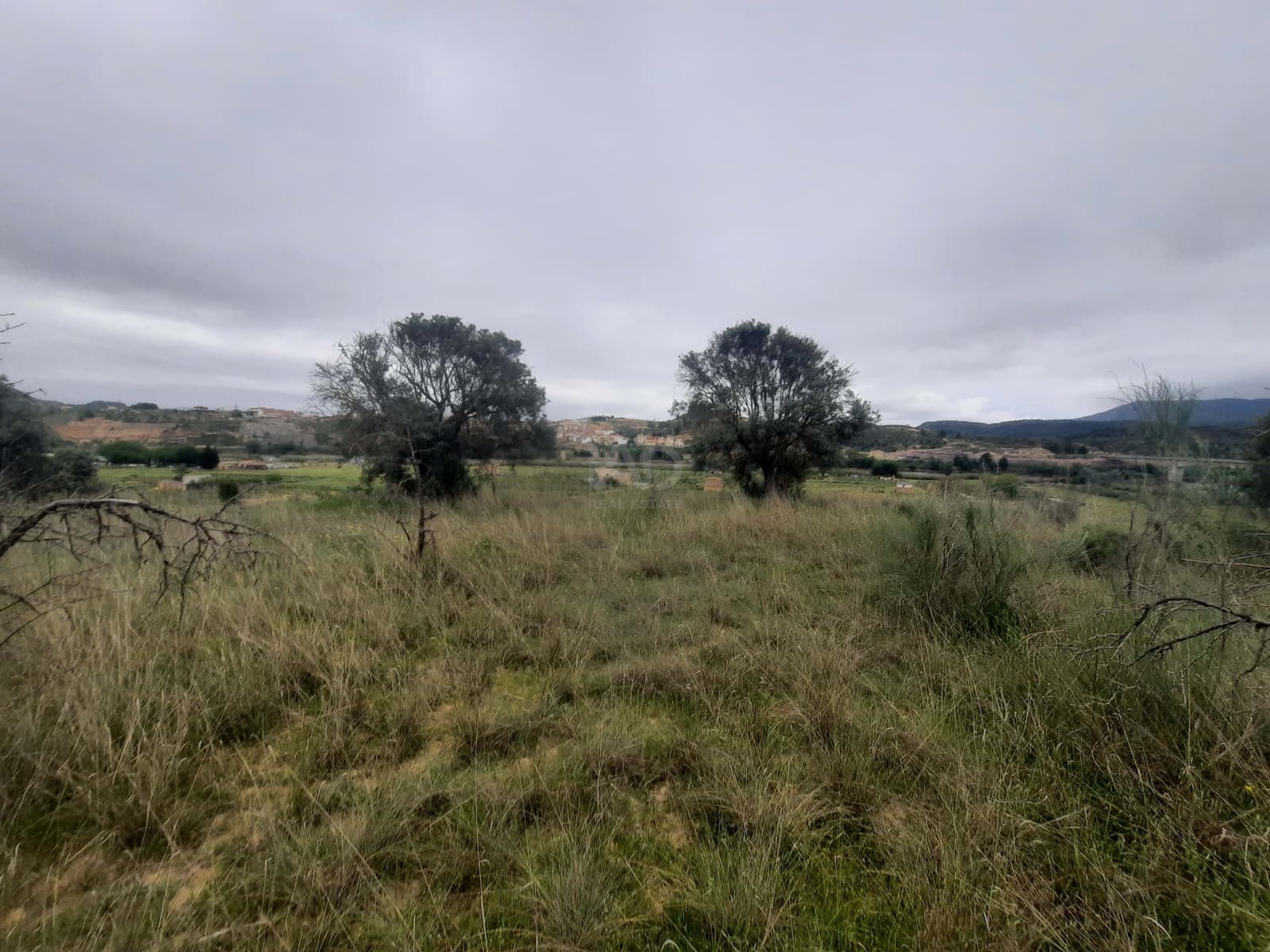 Ubebygd land til salgs i Tarragona by - € 6 900 (Ref: 9988559)