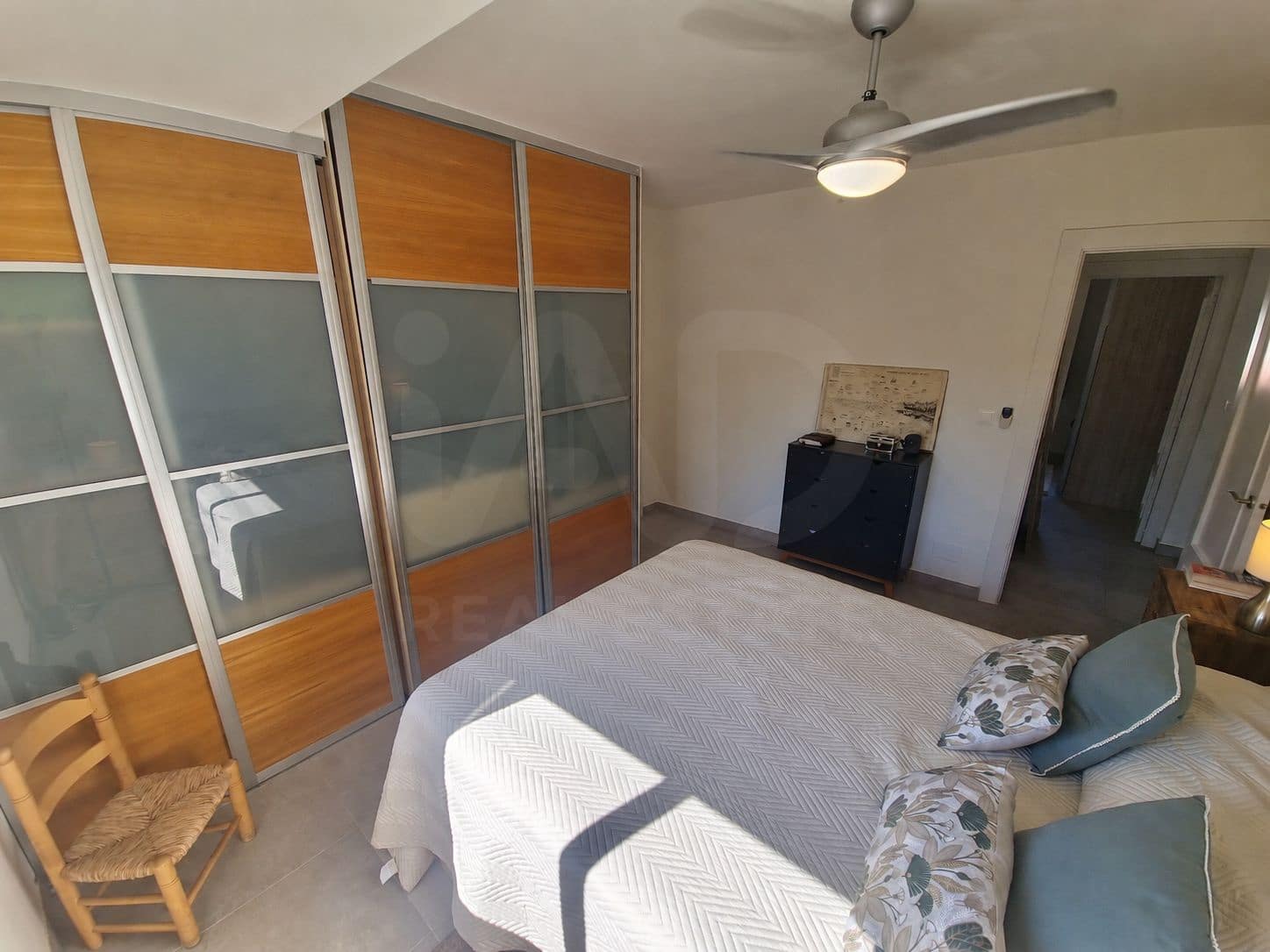 5 soverom Hus til salgs i Alicante by med svømmebasseng - € 474 900 (Ref: 9988560)