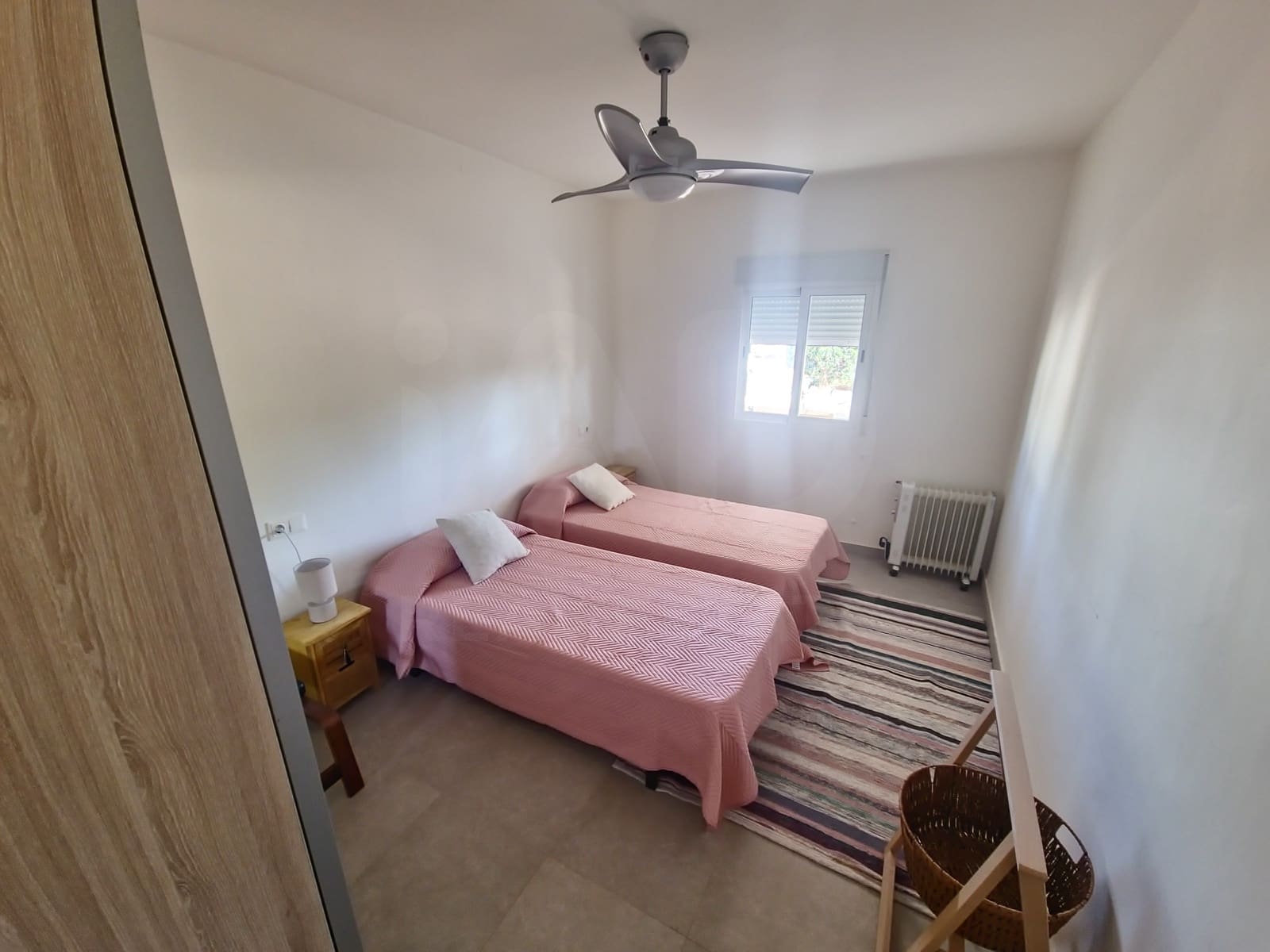 5 soverom Hus til salgs i Alicante by med svømmebasseng - € 474 900 (Ref: 9988560)