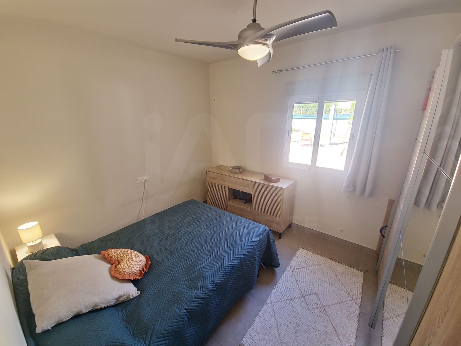 5 soverom Hus til salgs i Alicante by med svømmebasseng - € 474 900 (Ref: 9988560)