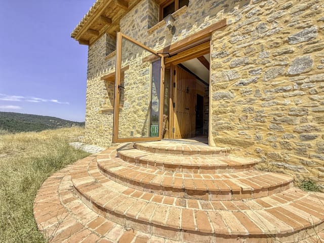 3 quarto Quinta/Casa Rural para venda em Teruel cidade com garagem - 630 000 € (Ref: 9988561)