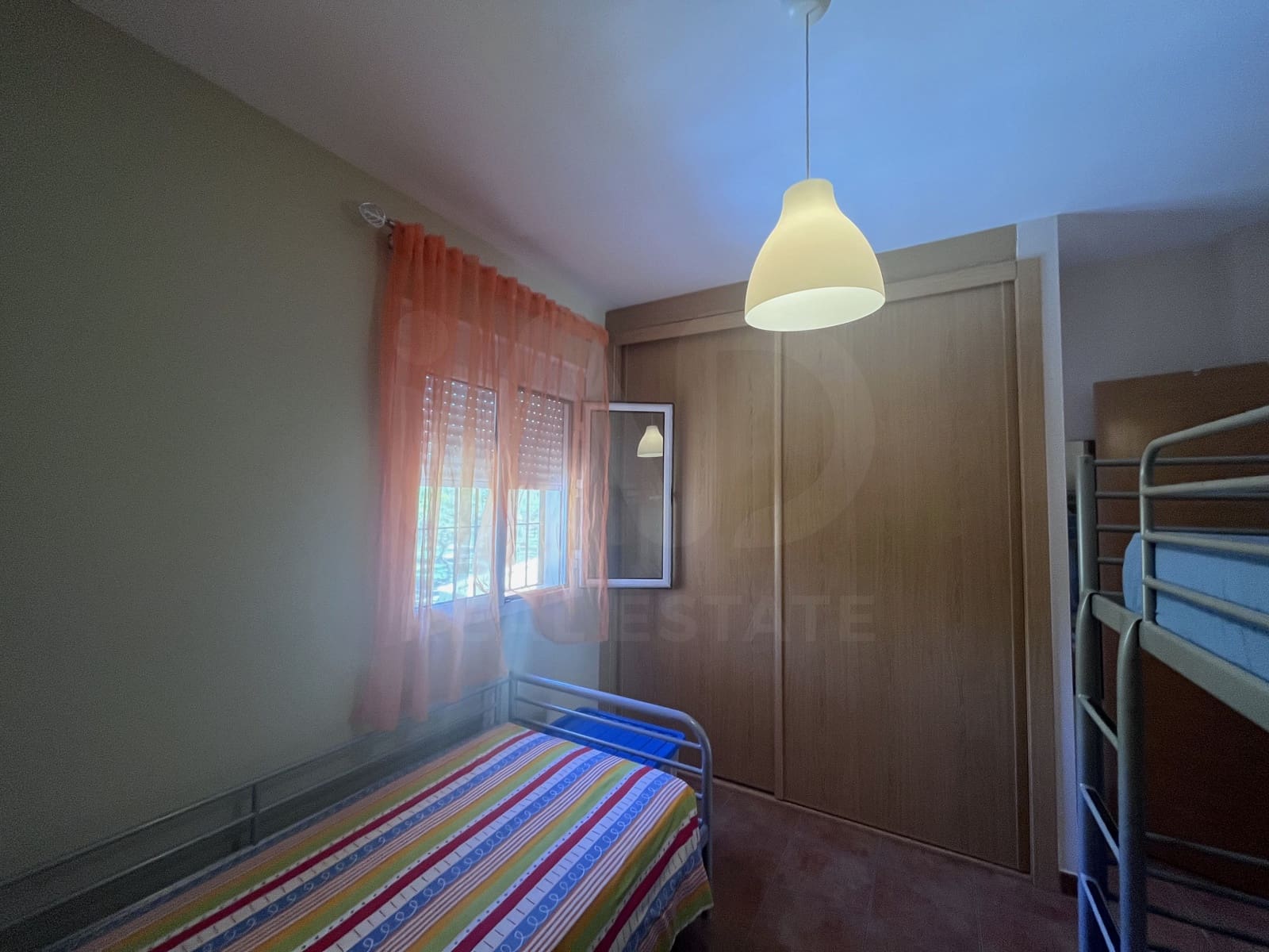 3 soverom Rekkehus til salgs i Huelva by med svømmebasseng - € 185 000 (Ref: 9988562)