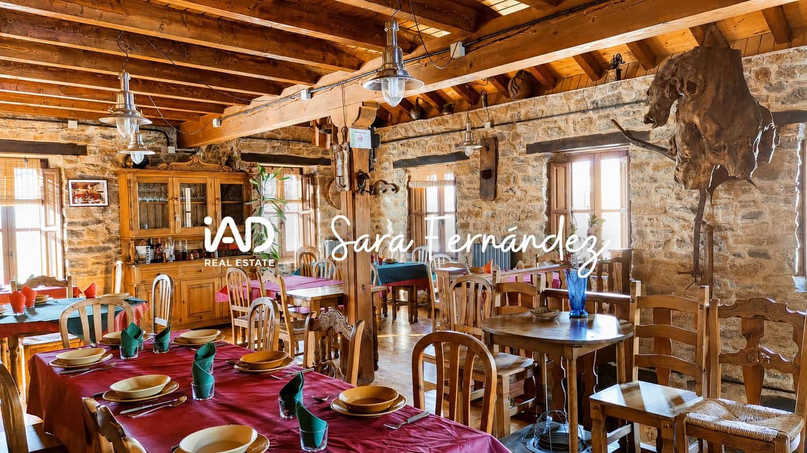3 Zimmer Haus zu verkaufen in Leon Stadt mit Garage - 390.000 € (Ref: 9988564)