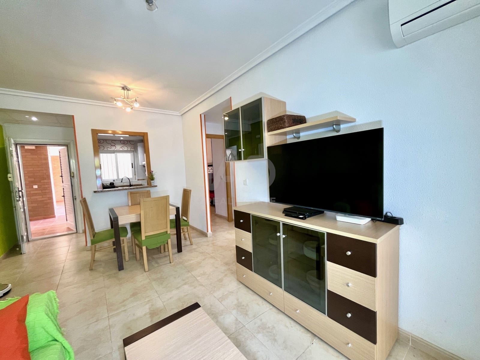 2 soverom Leilighet til salgs i Oropesa  med svømmebasseng garasje - € 133 000 (Ref: 9988565)